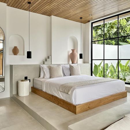 The Suites By The Young Villas Uluwatu  Ngoại thất bức ảnh