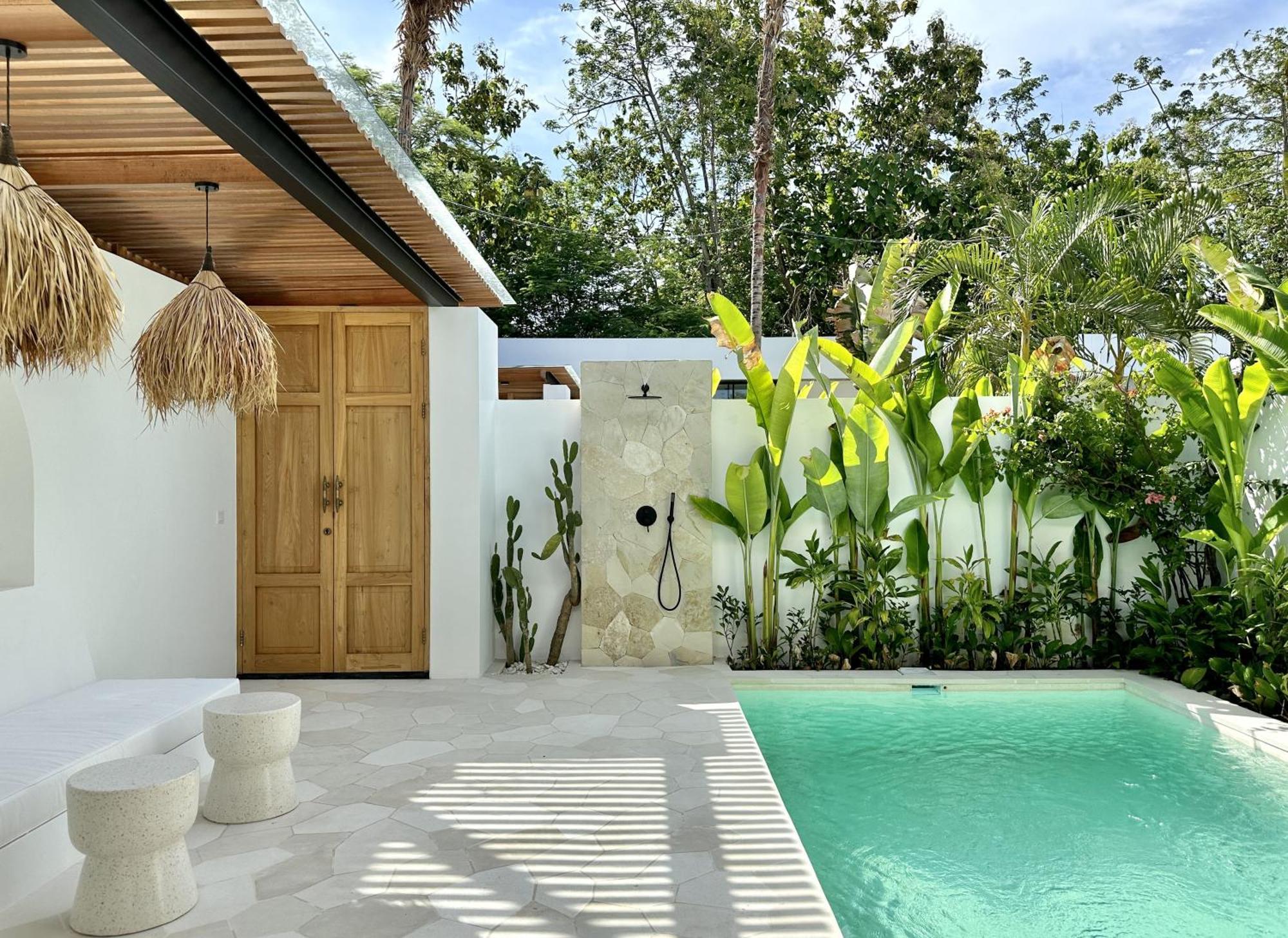 The Suites By The Young Villas Uluwatu  Ngoại thất bức ảnh